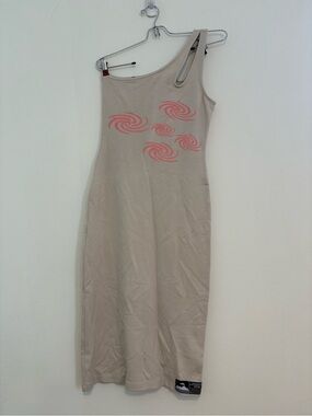 Hot Lava Beige One-Shoulder Midi Dress with Pink Swirl Design